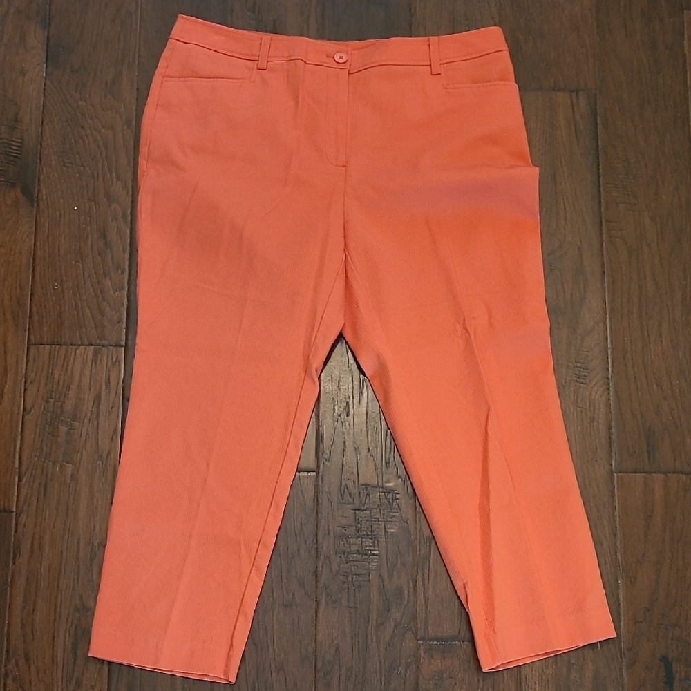 Anne Klein women's coral pink cropped pants with textured pattern size 14